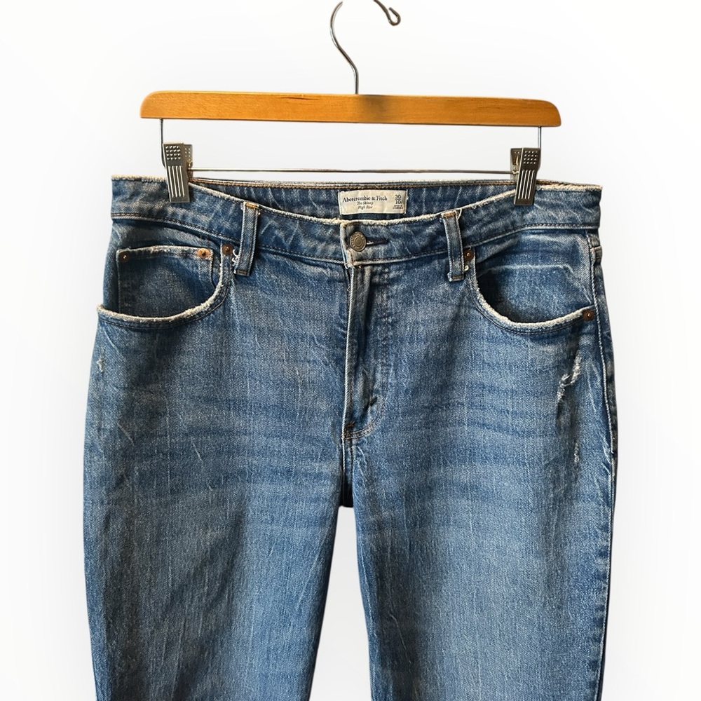 Abercrombie & Fitch The Skinny High Rise Medium Wash Jeans Size 30/10 Long - Picture 3 of 13